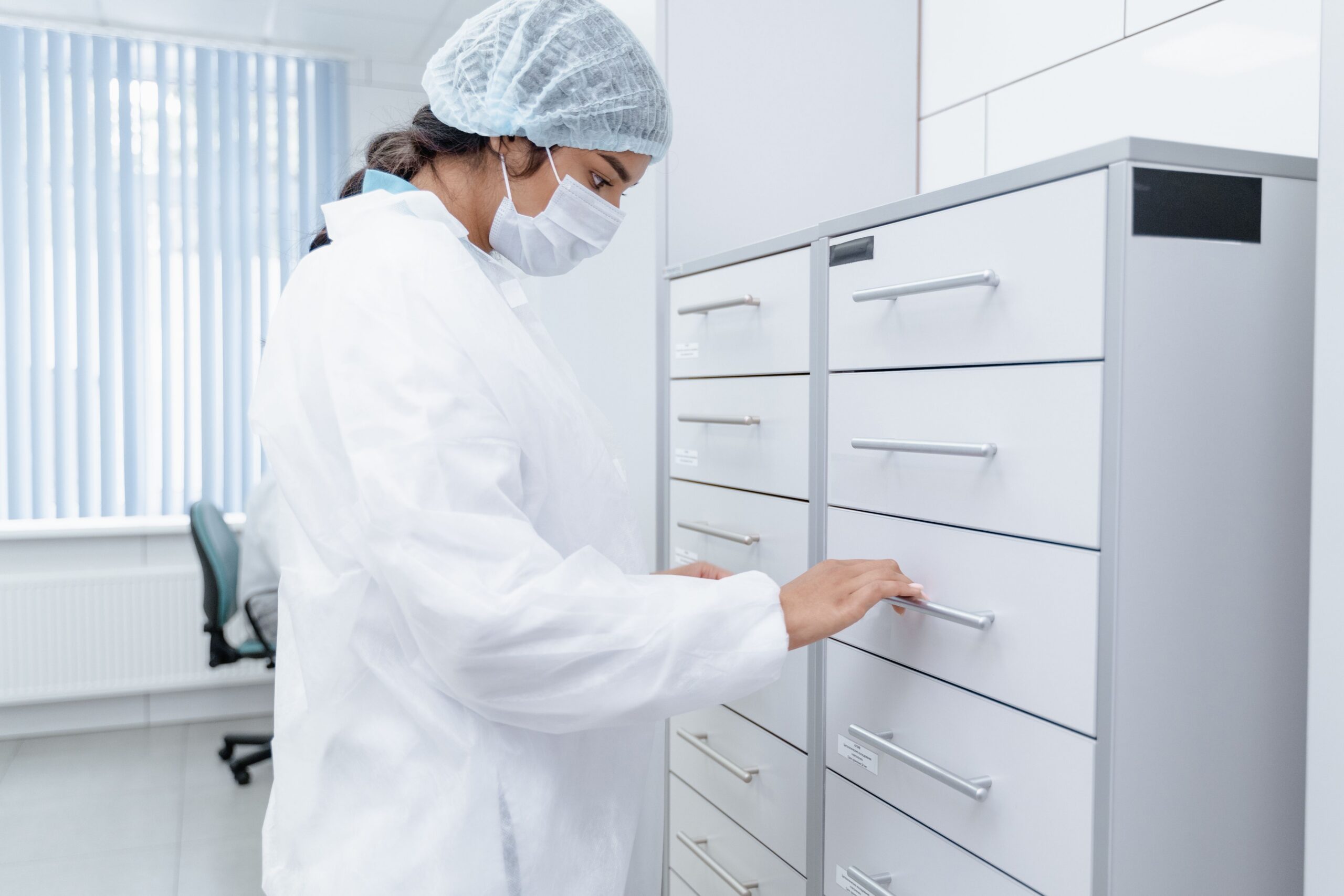 A site for clinicians to import Tuberculosis and HIV case data and draw analyses